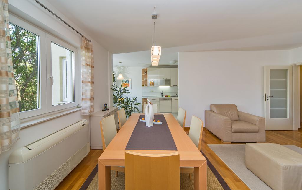 Comfortable Apartment Laura Lapad With Garage Dubrovnik Exterior foto